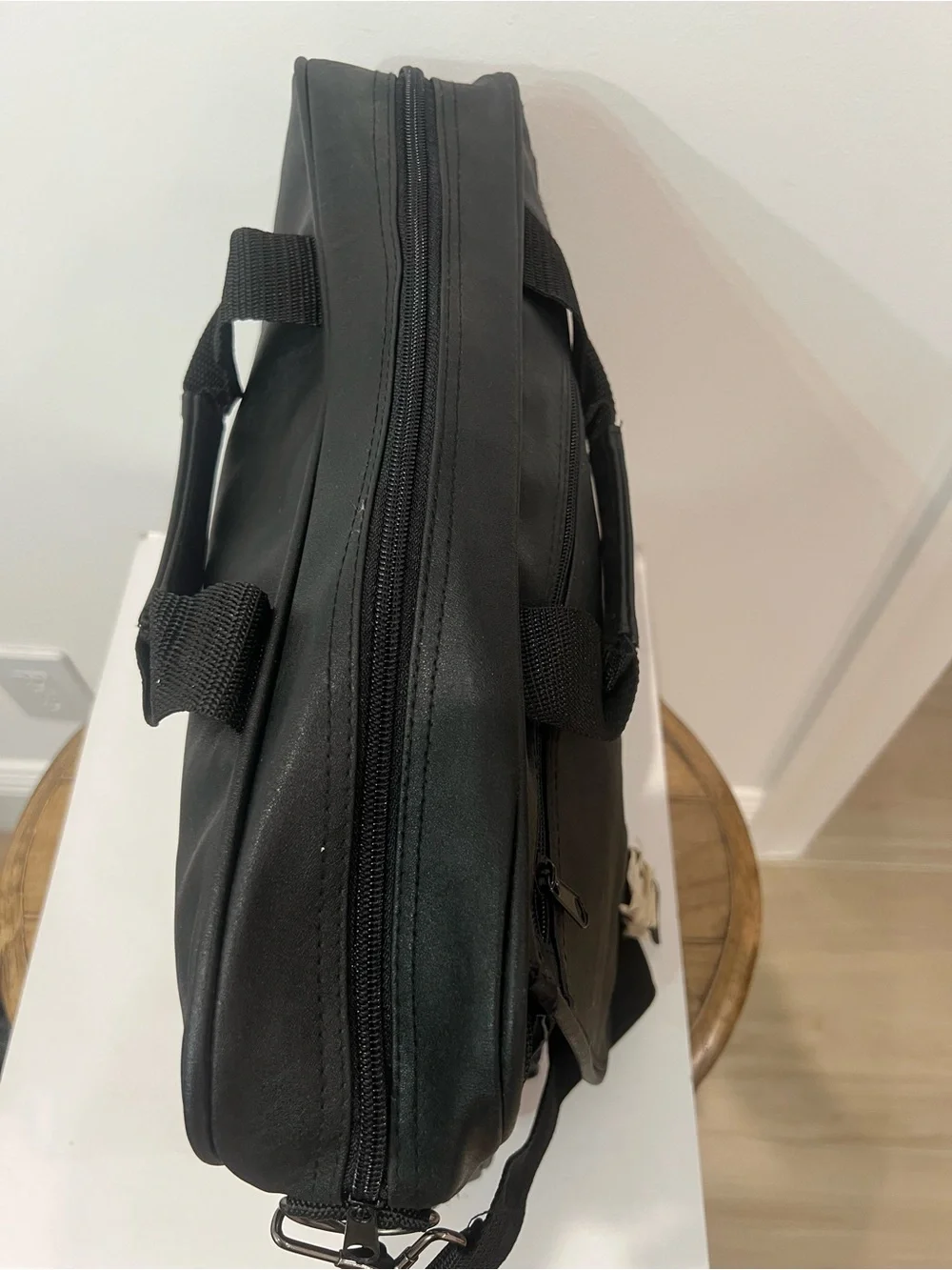 New Nylon Black MSD Extendable Messenger / Laptop Bag / Briefcase